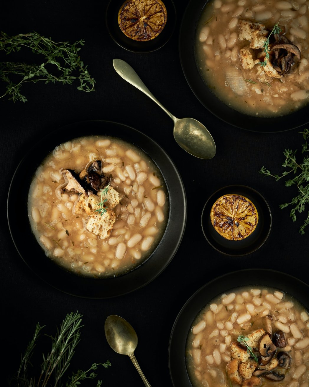 Bean soup with mushrooms