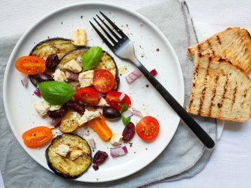 Grilled eggplant with feta cheese recipe | CALOORY