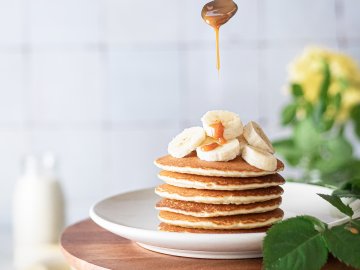 Banana pancakes recipe | CALOORY