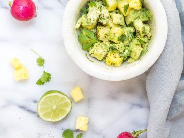 Avocado Chicken recipe | CALOORY