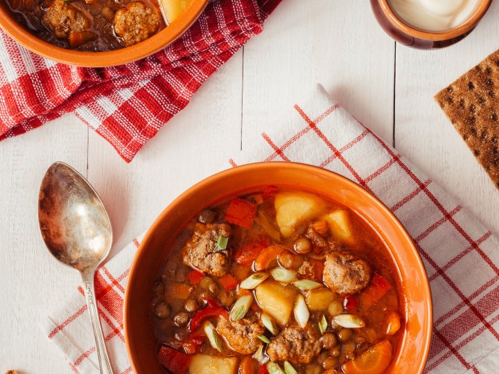 Beef stew with beans