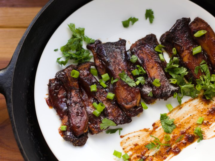 Beef ribs with pumpkin and eggplant