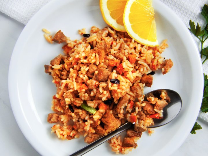Bulgarian rice pilaf with pork